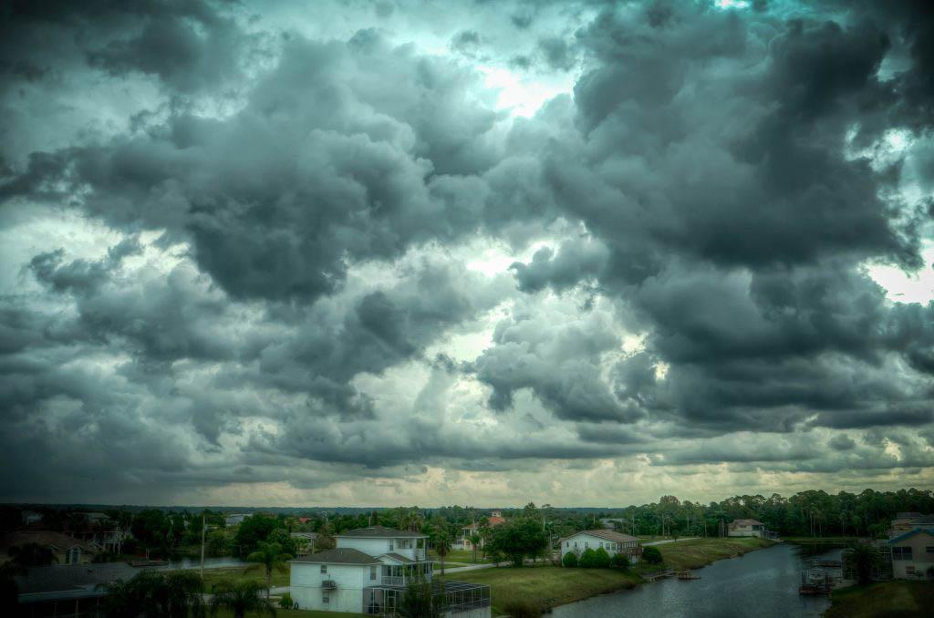 hurricane-rain-clouds