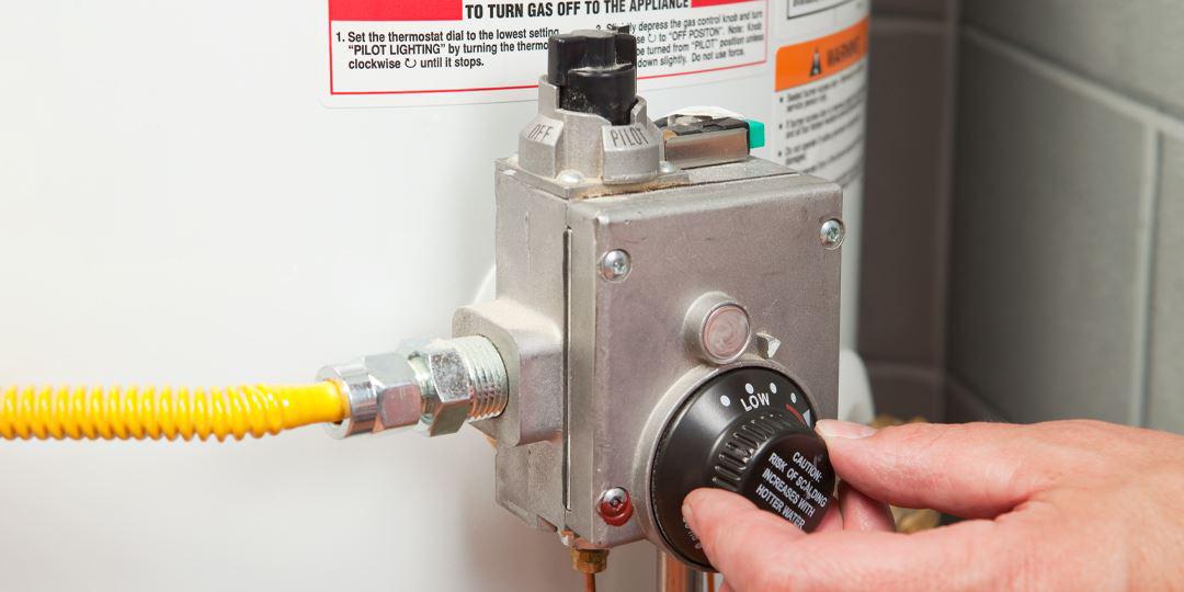 How to Adjust a Hot Water Heater