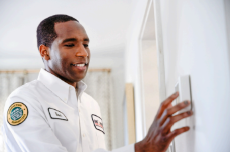 StraightForwardPricing®: Why hidden fees are for the other guys, not your neighbors