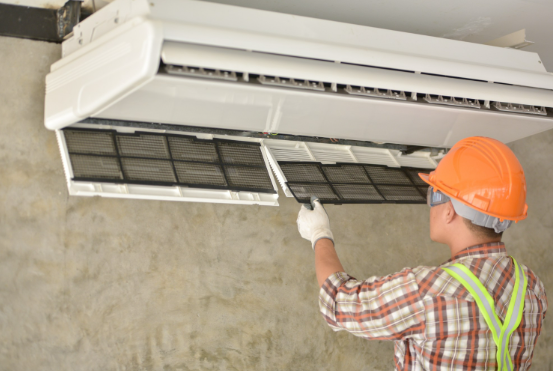 Emergency AC repair tips before the technician arrives at your Phoenix home